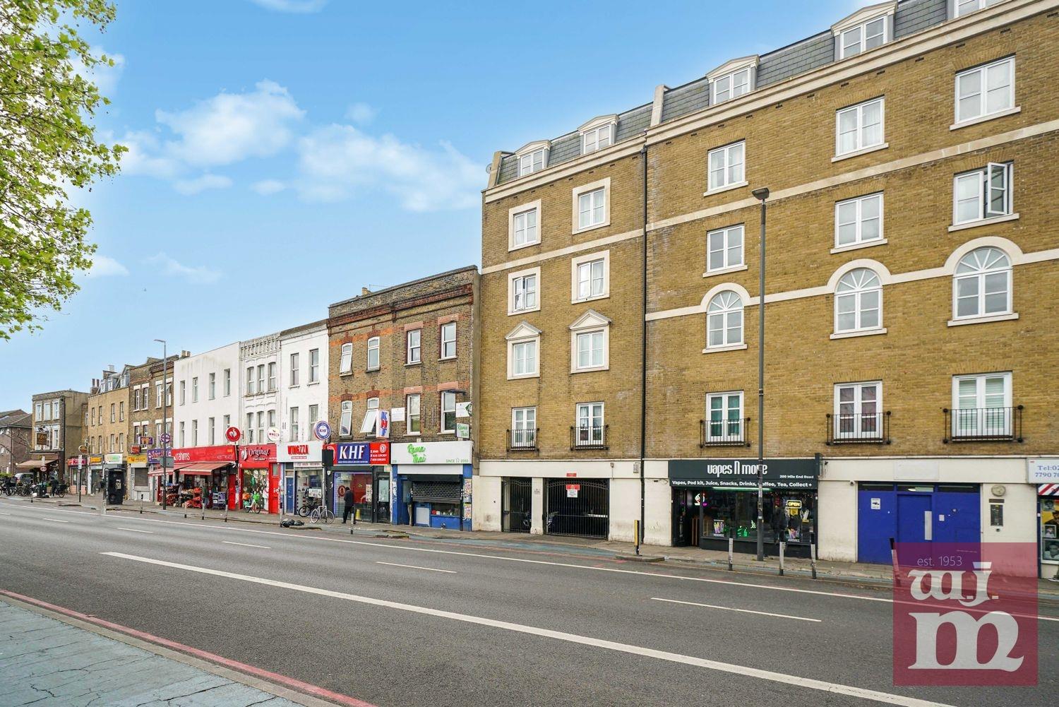 Greencourt, Stepney Green